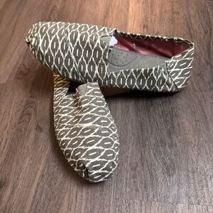 Faded Glory Women’s Size 10 Shoes